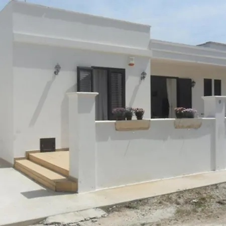 Dom wakacyjny Casa Vacanze Anna Racale